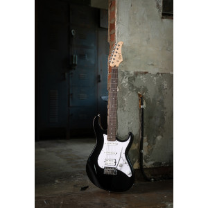 Guitarra Cort G200 negra