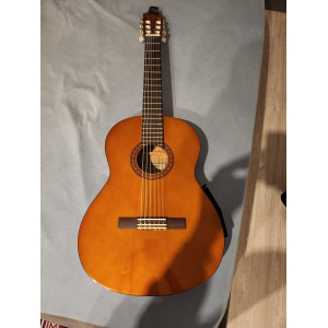 Yamaha CS40 3/4 Size Classical Guitar