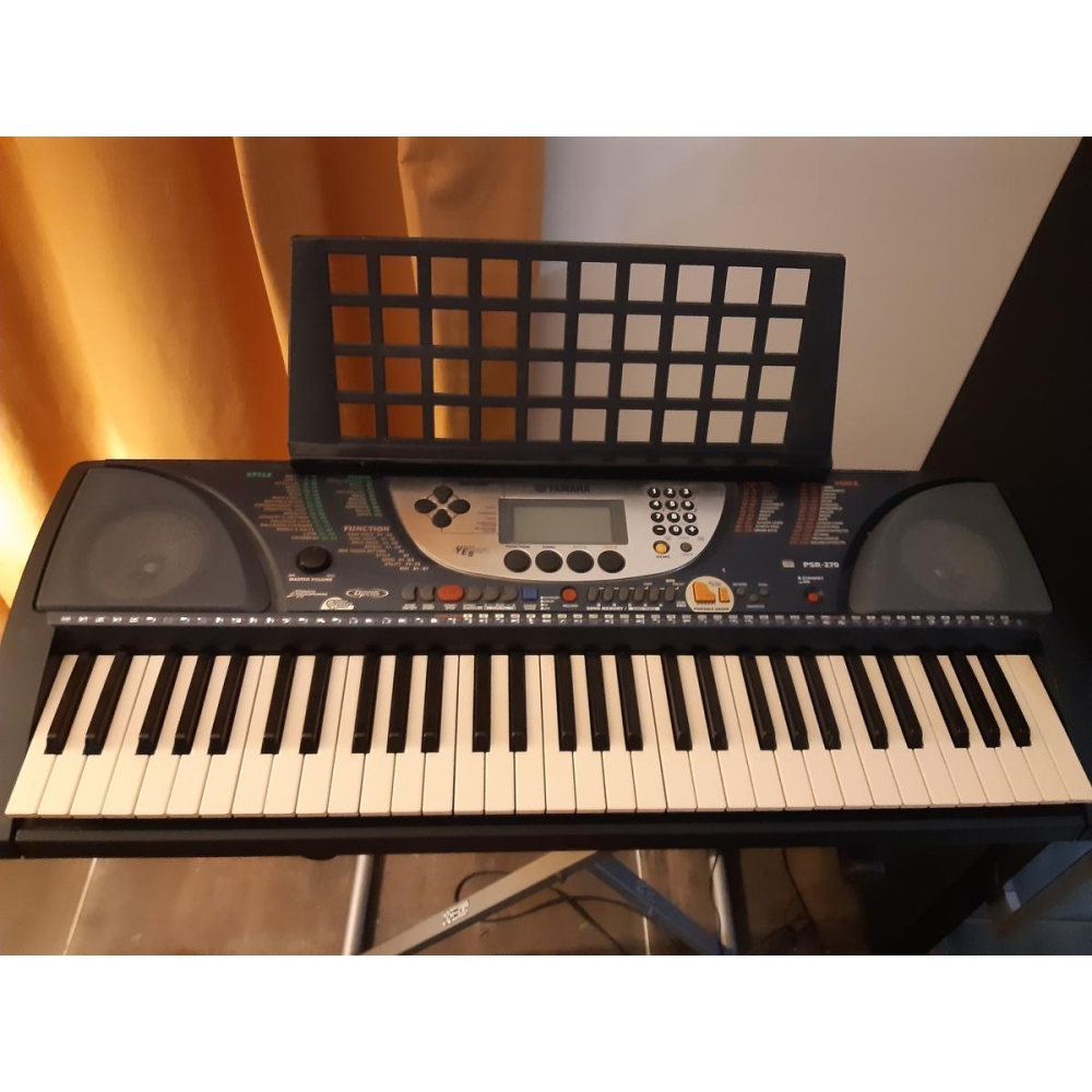 Sintetizador Yamaha PSR 270