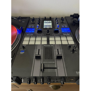 1 TABLE PIONEER DJM S11 LIMITED + 2 PLATINES PIONEER -PLX-CRSS12