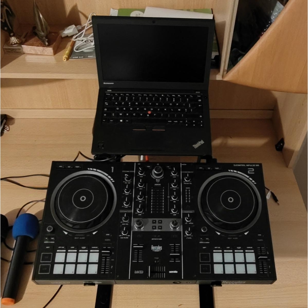 Hercules DJ control inpulse 500 + ordenador
