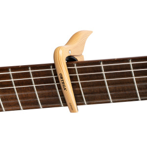 Ortega Acoustic Maple Capo