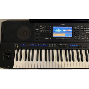 Yamaha PSR SX900 Keyboard