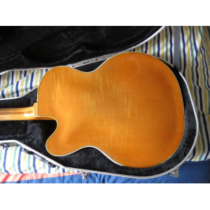 Guild X 500 from 1977