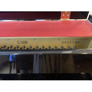 Yamaha piano derecho