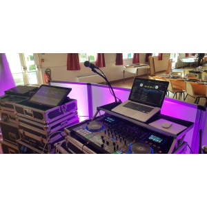 Denon MCX 800 Controller + Flight Case