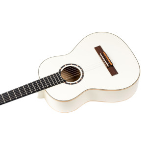 Guitarra 3/4 Ortega R121 abeto, blanco