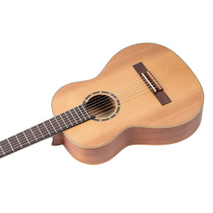 Guitarra 3/4 Ortega R122 Cedro