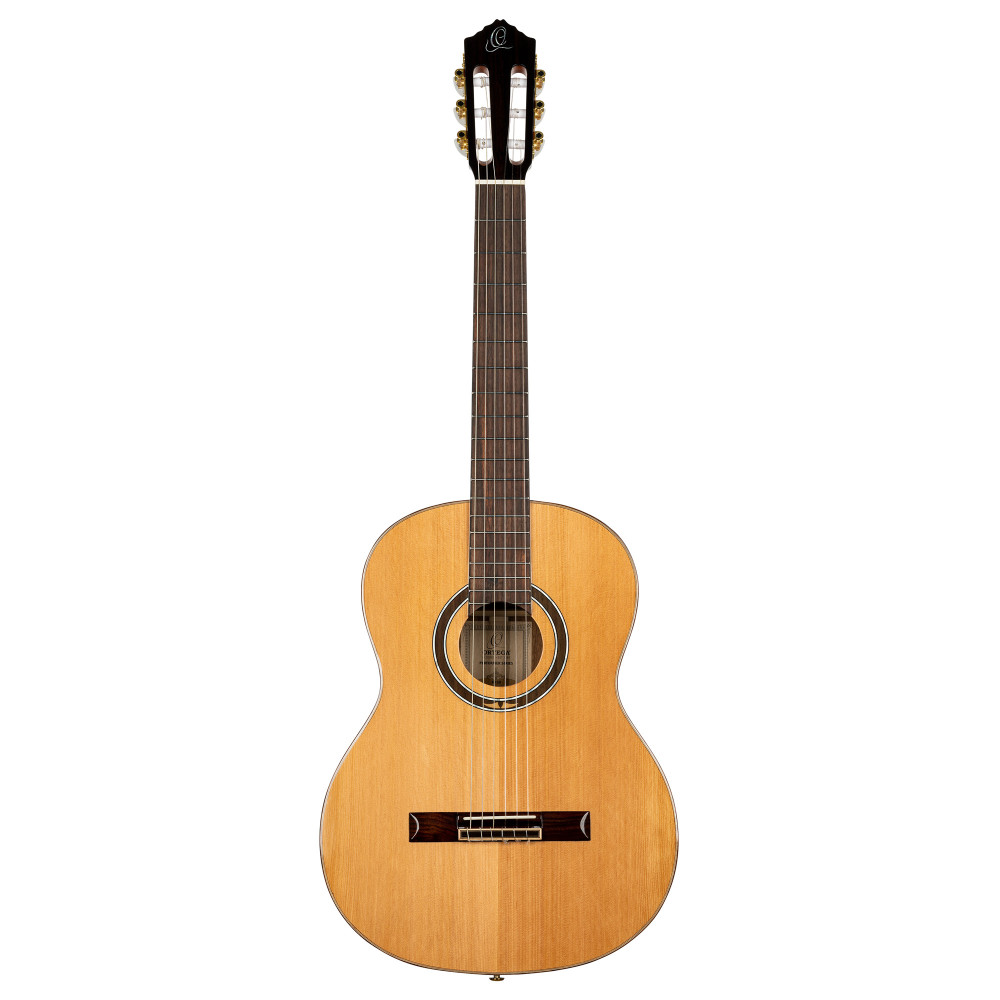 Guitarra Ortega R159 de cedro macizo