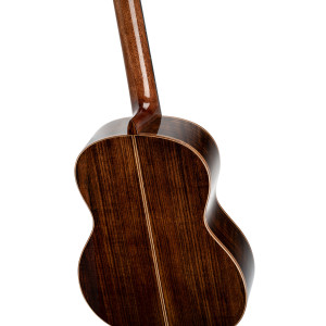 Guitarra Ortega R159 de cedro macizo