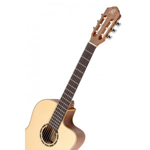 Ortega Family Series 4/4 Classical Slim