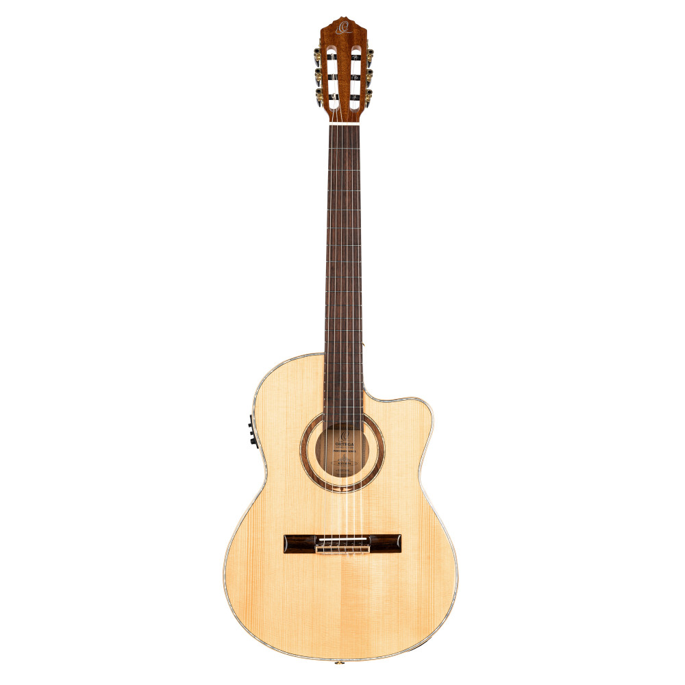 Ortega R138 Solid Spruce Guitar, Cw Eq