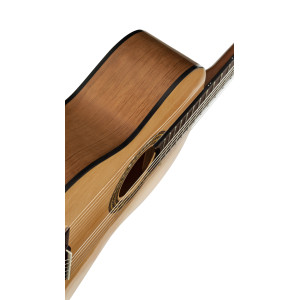 Ortega 4/4 Spruce Pack