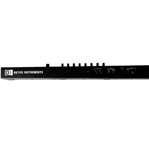 NI Komplete Kontrol S49 es un controlador de teclado MIDI de calidad profesional diseñado para brindarte una experiencia de 