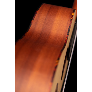 Ortega Baritone Ukulele, Spruce