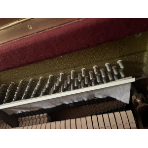 Rippen Piano vertical