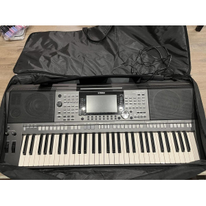Yamaha PSR 970