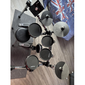Alesis Batería electrónica