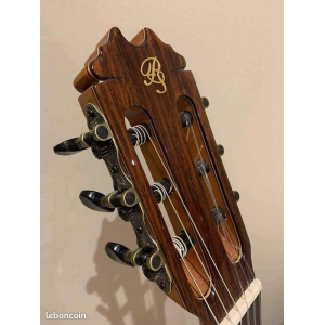 PRUDENCIO SAEZ FLAMENCO GUITAR + CASE