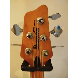 Ibanez ATK 405 - Bajo de 5 cuerdas