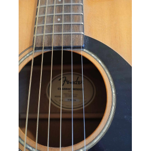 La guitarra acústica Fender CD60s es una opción versátil y asequible para los músicos de todos los niveles. Con su parte 