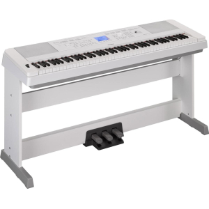 Yamaha DGX-660
