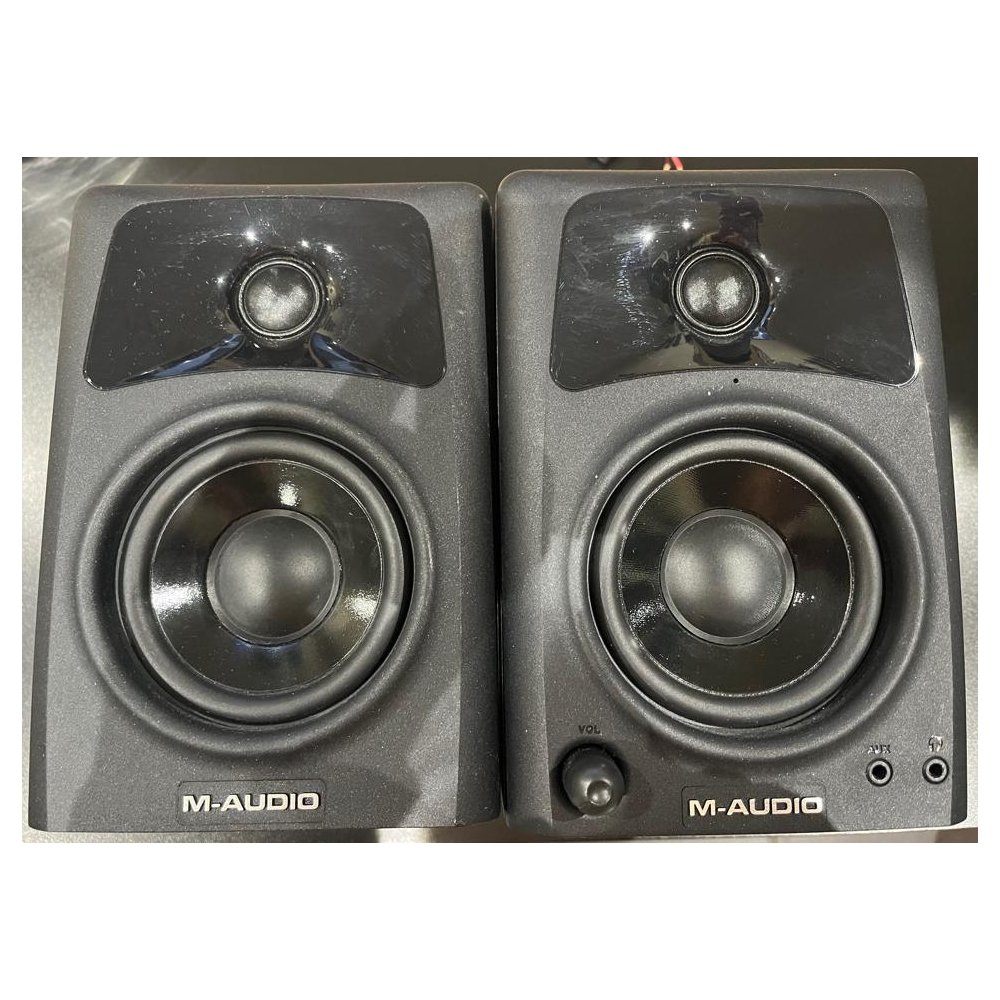 M-Audio AV32 - Pair of speakers