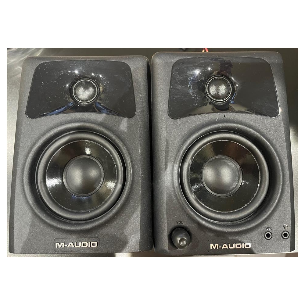 M-Audio AV32 - Pareja de altavoces