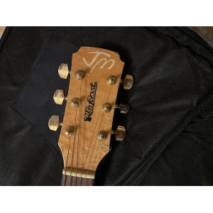 JM Forest guitarra electroacústica
