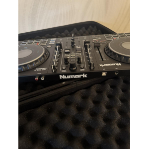 Numark fx mixtrack platinium