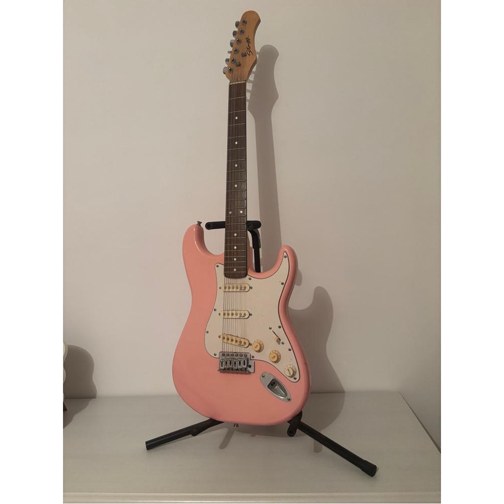 Stagg Stratocaster Rosa