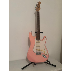 Stagg Stratocaster Pink