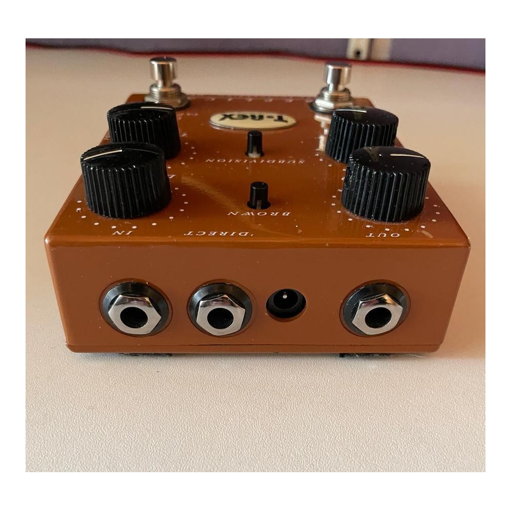 T Rex Replica es un pedal de delay analógico de alta calidad que captura el cálido y orgánico sonido de los clásicos pedales