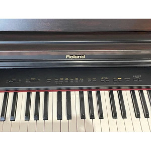 Roland HP236
