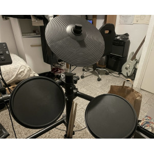 Millenium  HD-120 E-Drum Set