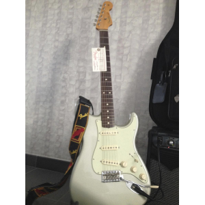 Complete pack Fender Stratocaster + Peavey amplifier