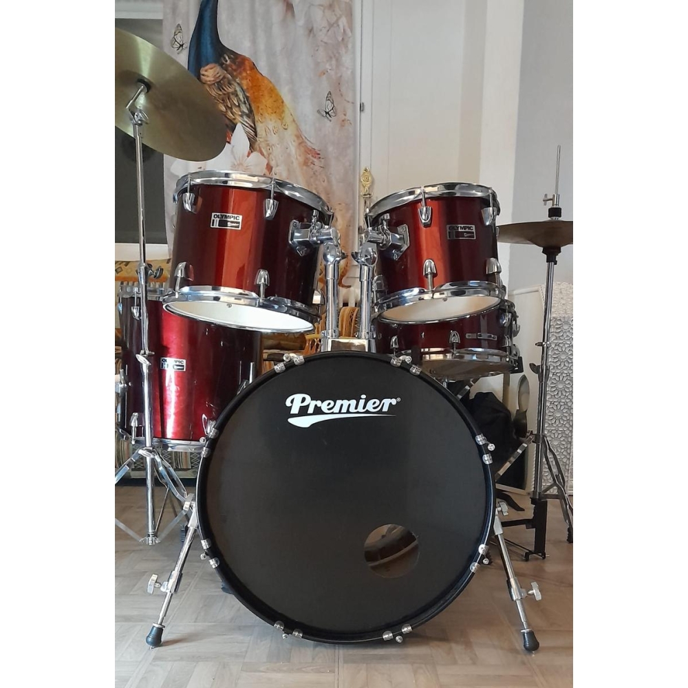 Primer kit de batería acústica