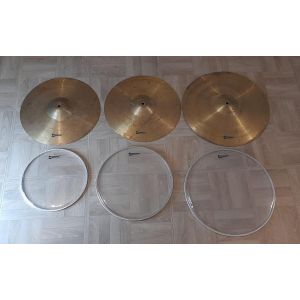 First acoustic drum set