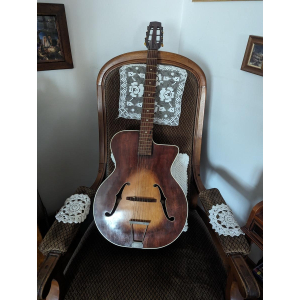 Jacques Favino Jazz manouche/ Archtop 1950 (Padre)