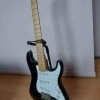 Pach Shiver / Fender - Guitarra eléctrica + amplificador