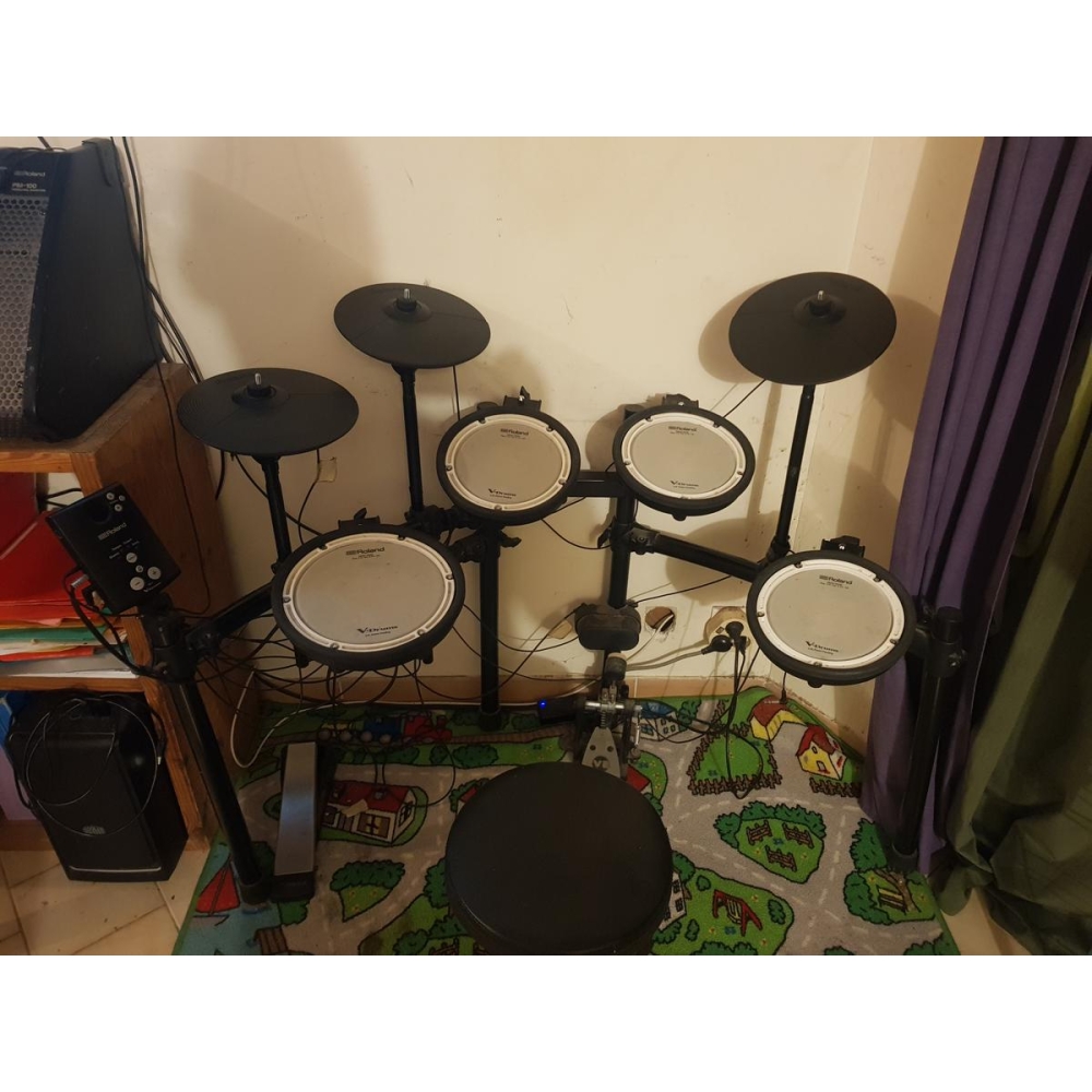 Roland V DRUM TD-1 + Roland PM-100 amplifier