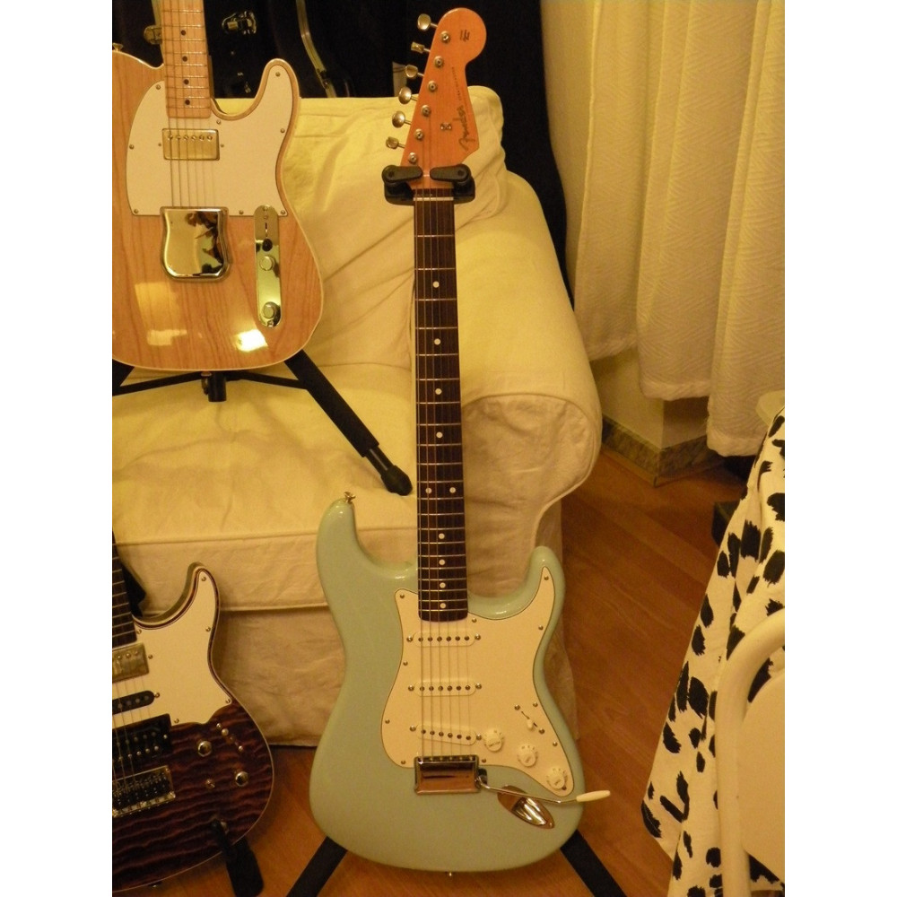 Fender Stratocaster Vintage 1962 reissue (Beatles Gear)