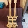 Guitare double manche