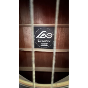 La guitarra Lâg Tramontane T66D es una opción perfecta para aquellos músicos que buscan un instrumento de alta calidad a un 