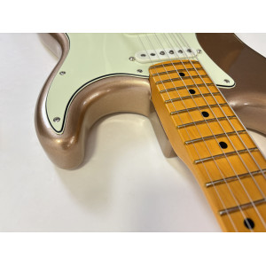 Fender Stratocaster American Professional Classic 2025 Faded Firemist Gold