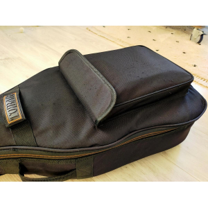 Admira Paloma - Guitarra clásica española