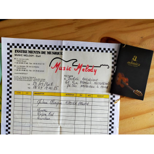 Admira Paloma - Guitare classique espagnole