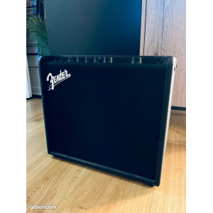 Sir Larry Carlton H7 and Fender Mustang LT25 Amp - Excellent condition