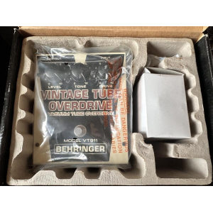 Ibanez GRG170DX + ampli Fender G-DEC30 + accessoires