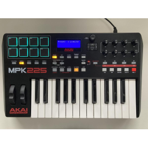 AKAI MPK225 (como nuevo)